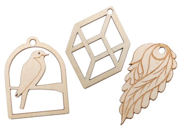 Wooden necklace - 1/2